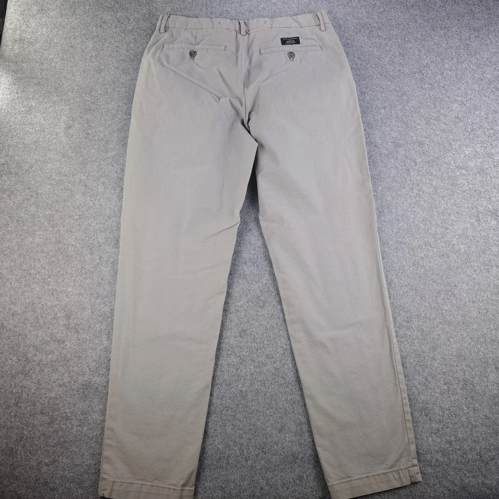 Banana Republic Lived In Chino Pants Mens 31x32 Athletic Fit Gray Flat Front